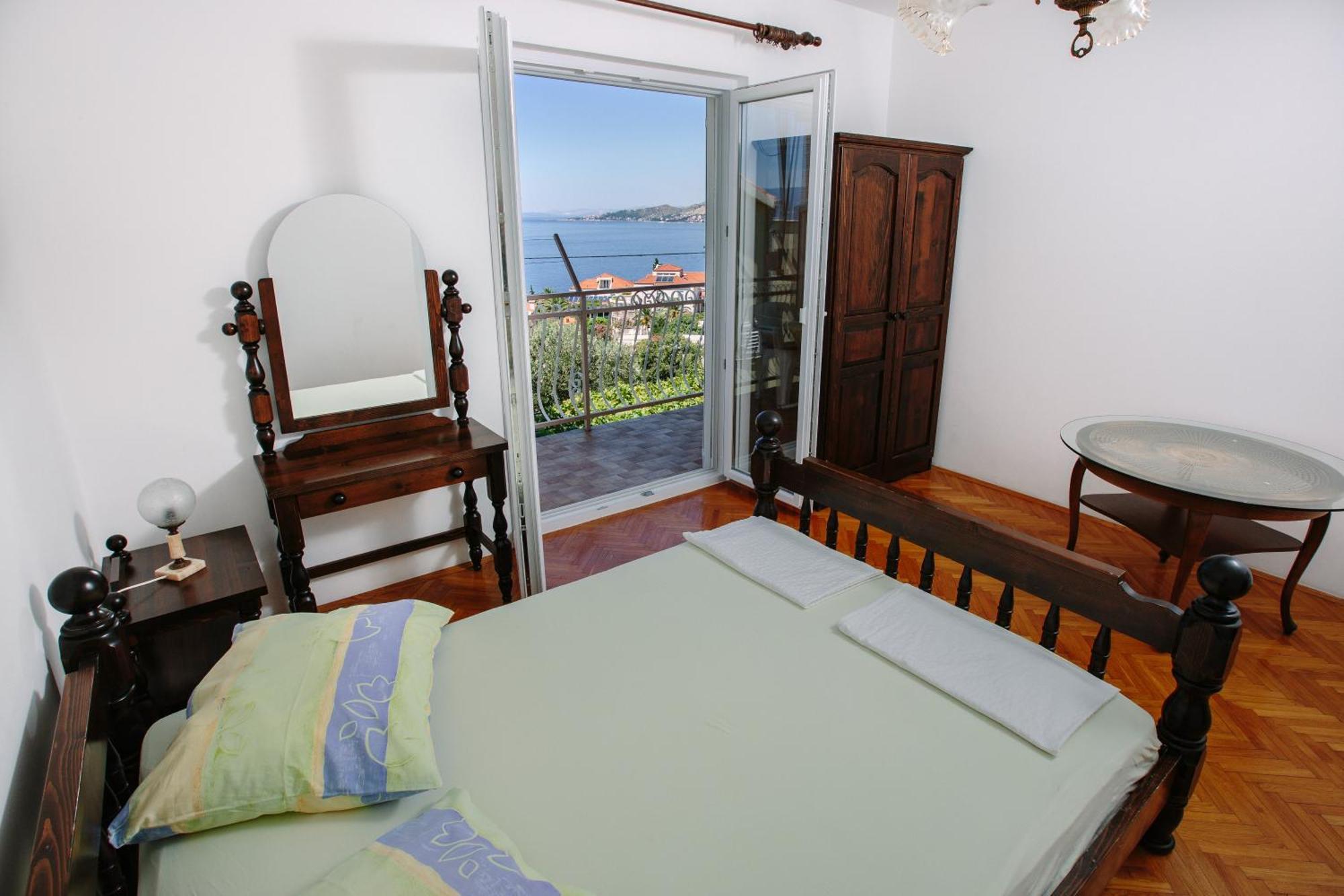 Apartmani Miljak Omiš Exteriér fotografie