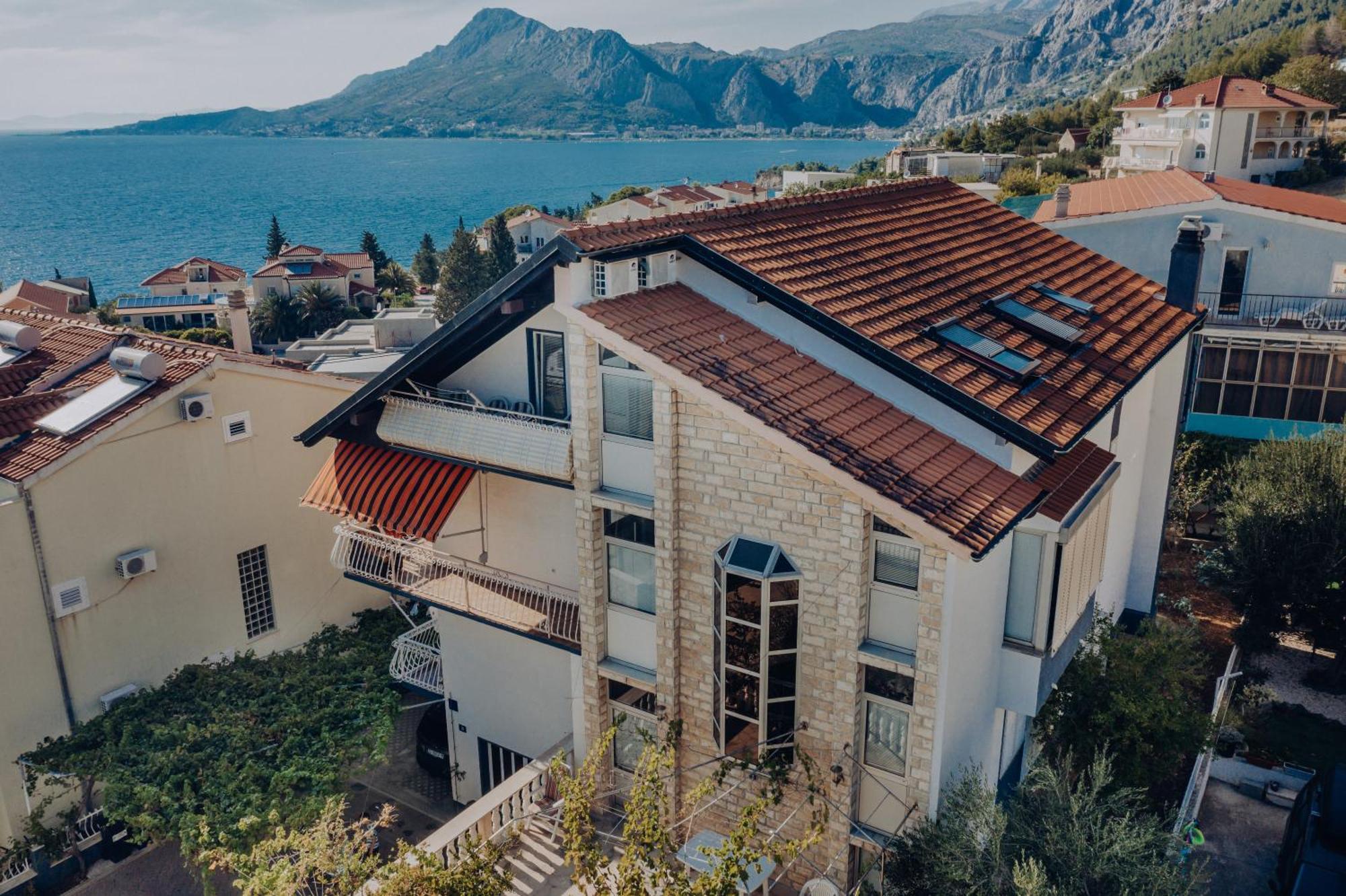 Apartmani Miljak Omiš Exteriér fotografie